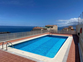 Susurros del Atlántico with Pool & Wifi